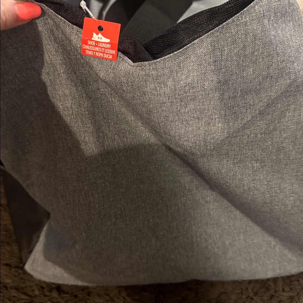 Under Armour Undeniable Black and Gray Duffel Bag large 101L - Picture 8 of 9